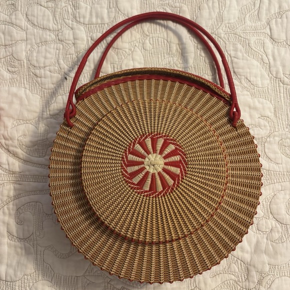 The Unbranded Brand Handbags - Tan and Red Basket Weave Purse Handbag
